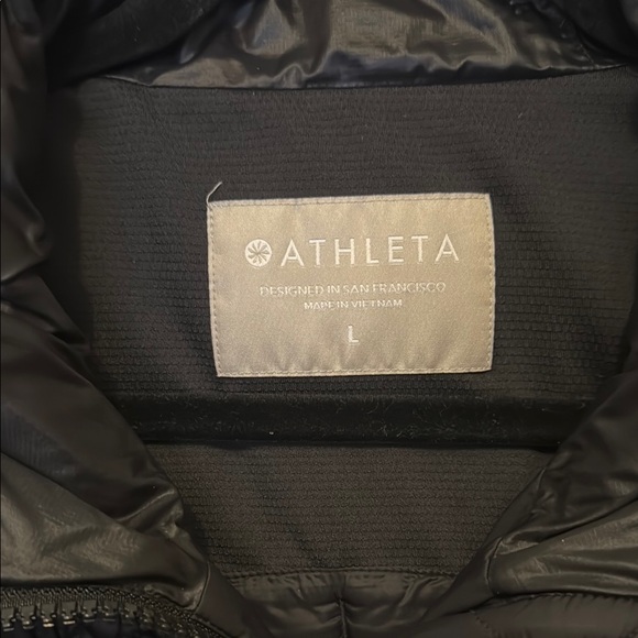 Athleta Women's Black Quilted Jacket - Picture 2 of 3